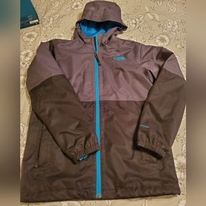 North Face Boys jacket 3 in 1....
